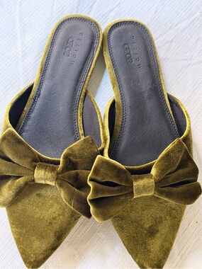 ASOS Olive Green Velvet Pointed-Toe Bow Slide Flats